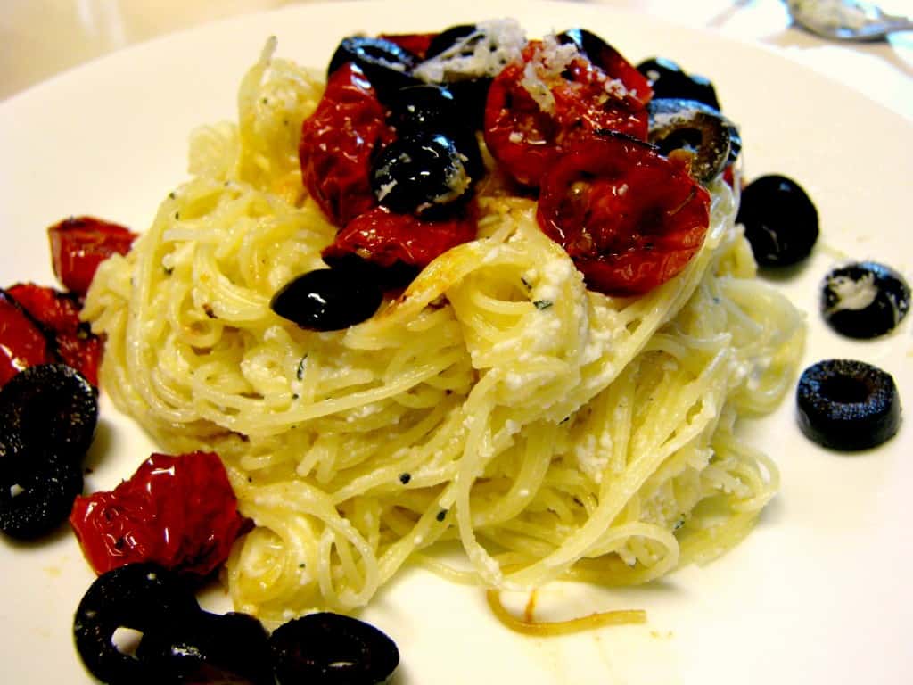 Roasted Tomatoes, Olives and Ricotta Pasta
