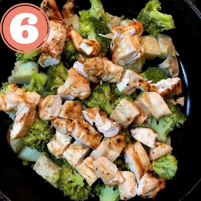 potato broccoli and chicken in skillet