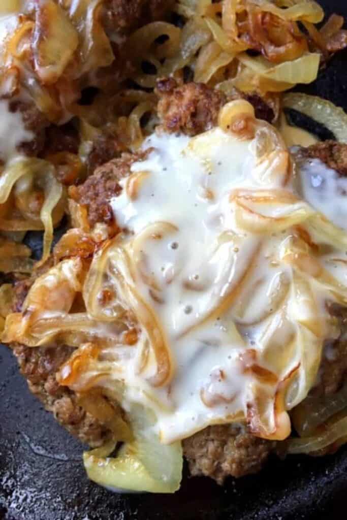 patty melt with queso cheese and onions