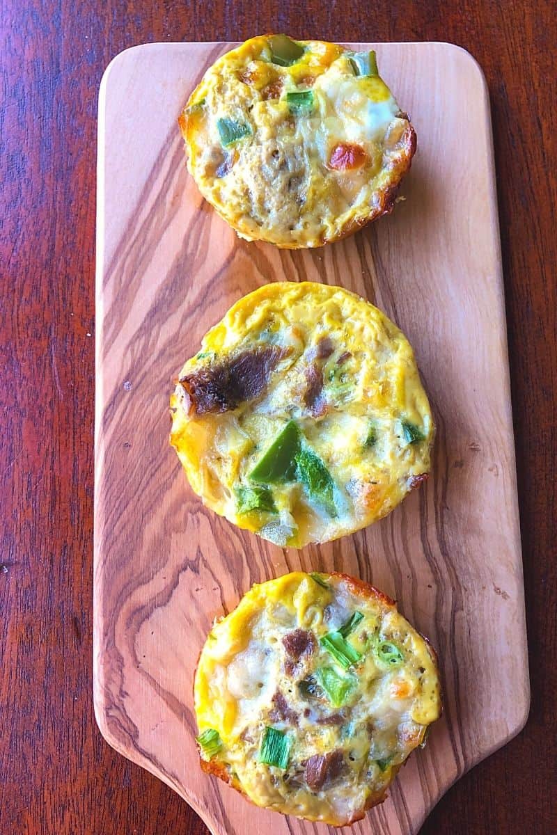 philly cheesesteak muffins on cutting board